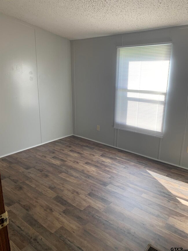 Building Photo - 12859 FM 2710