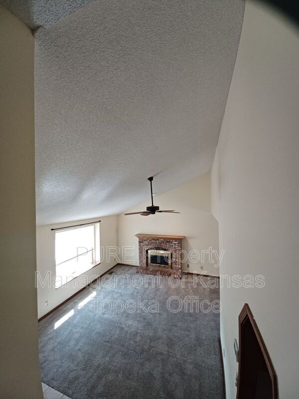 Building Photo - 6308 SW 27th St