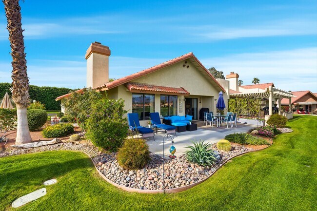 Building Photo - 42402 Sand Dune Dr