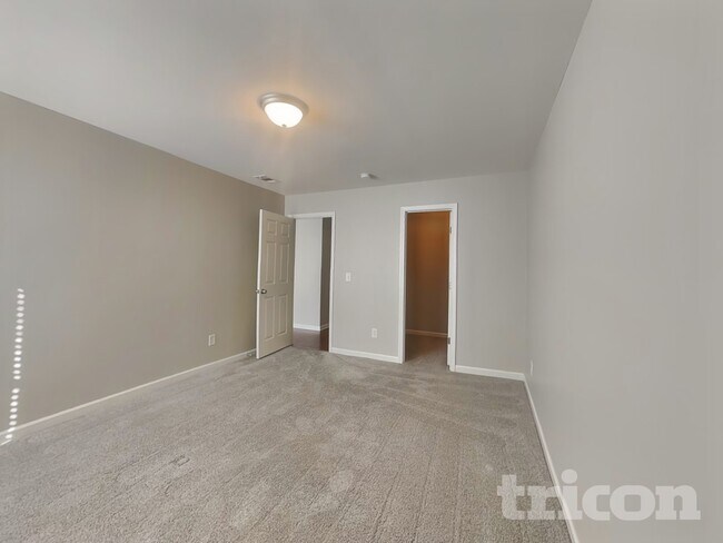 Building Photo - 1031 Fulman Rd