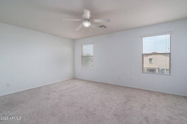 Building Photo - 10822 W Saddlehorn Rd