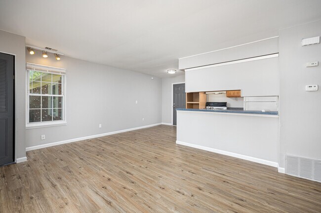 Building Photo - 1634 Wingate Blvd