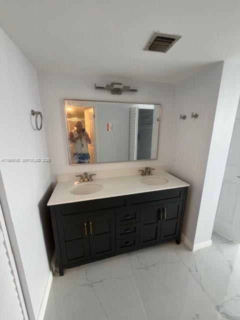 Building Photo - 1890 S Ocean Dr