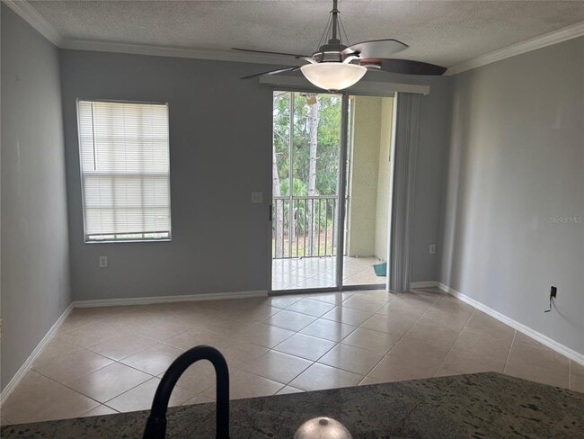 Building Photo - 5600 Bentgrass Dr