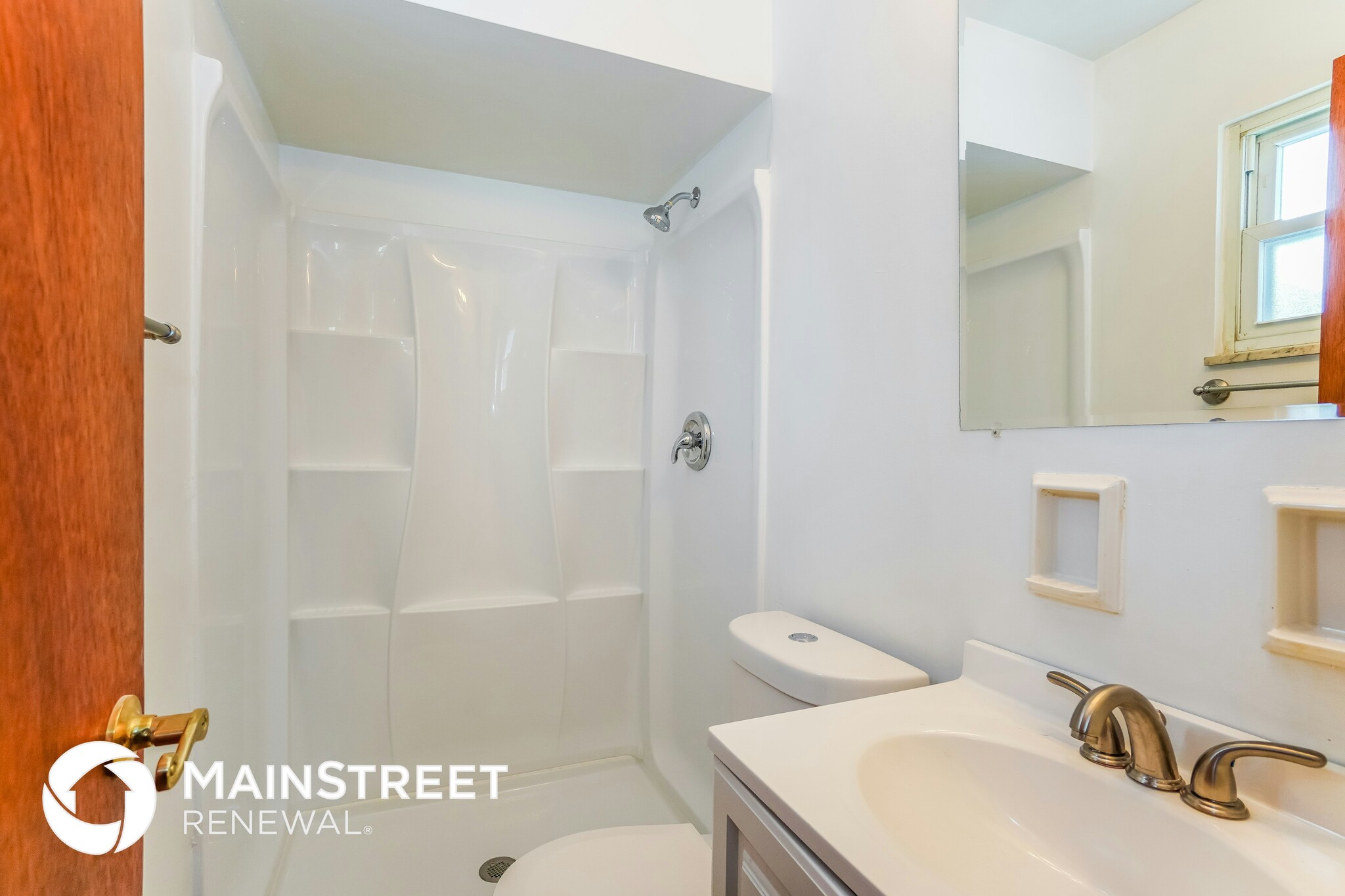 Building Photo - 1350 Firwood Dr