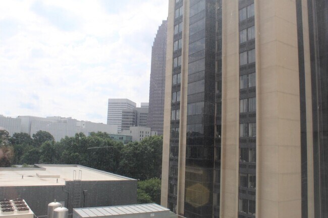 Building Photo - 1280 W Peachtree St NW