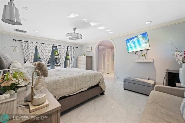 Building Photo - 4501 Briarcliff Ln