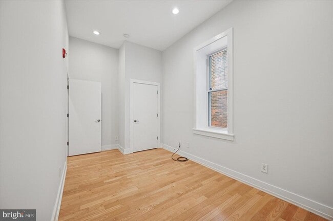 Building Photo - 629 N 32nd St