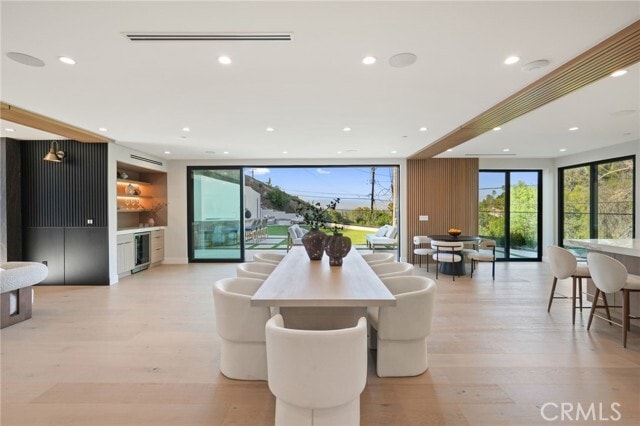 Building Photo - 4551 Alonzo Ave