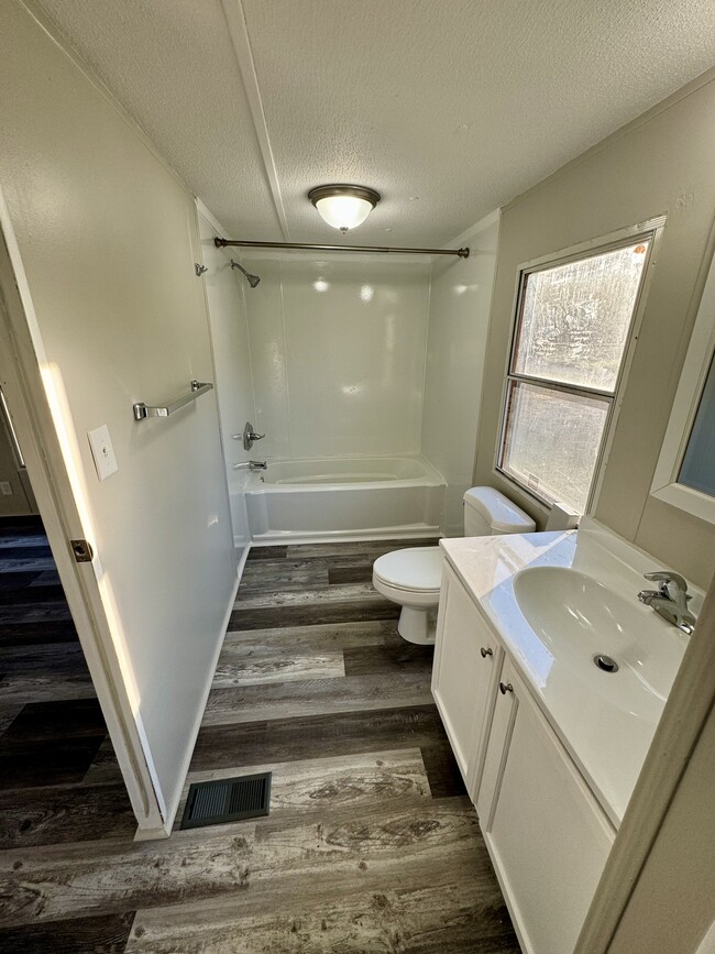 Main bathroom completely remodeled - 1057 Shiloh Rd N