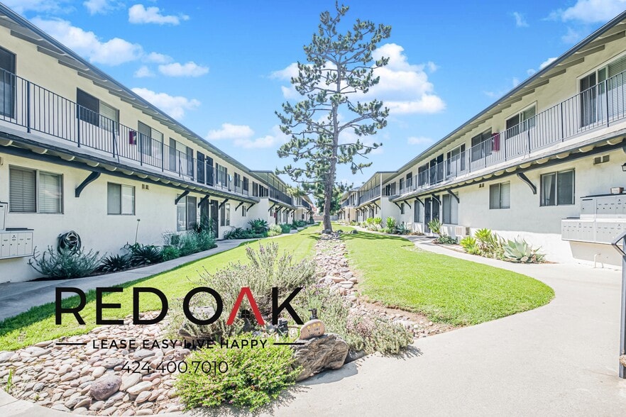 Building Photo - 5561 Santa Anita Ave