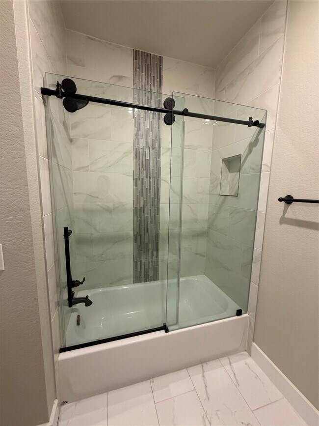 Building Photo - 2943 Titleist Dr