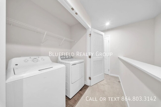 Building Photo - 158 Sarnesfield Wy