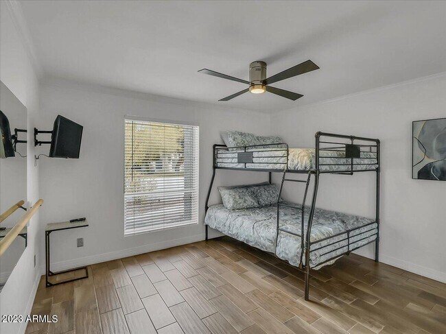 Building Photo - 3351 E Las Rocas Dr