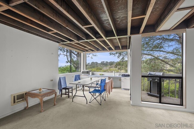 Building Photo - 13070 Via Grimaldi
