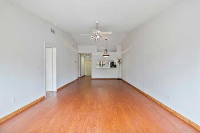 Building Photo - 10240 Boca Bend W