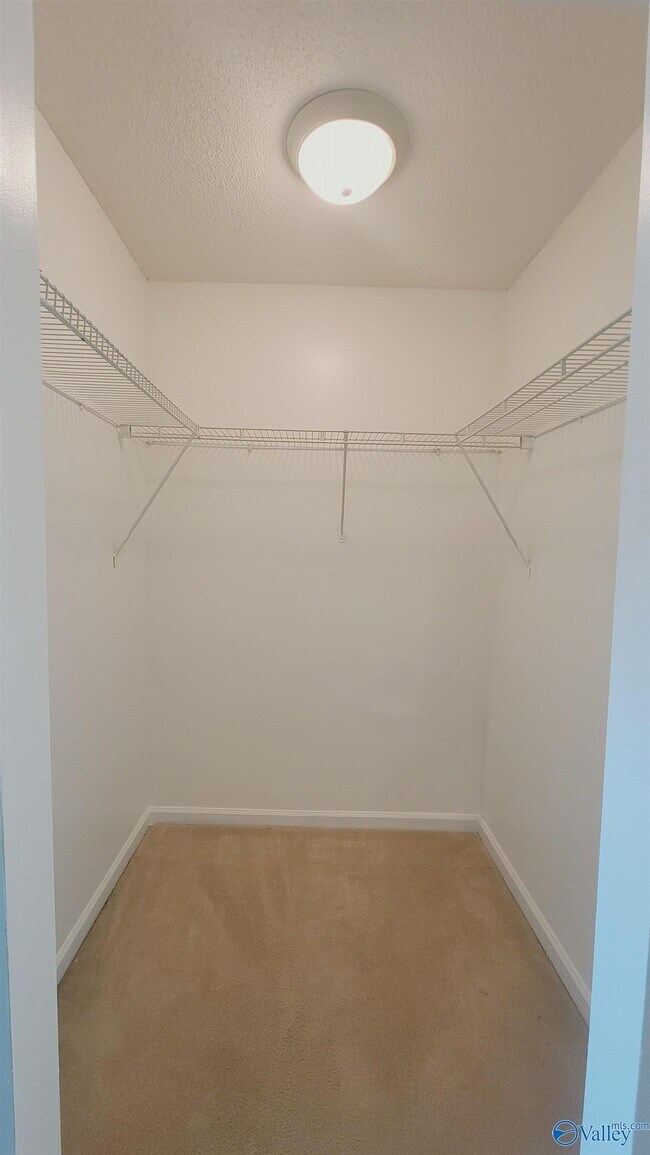 Building Photo - 6010 Ellington Rd NW