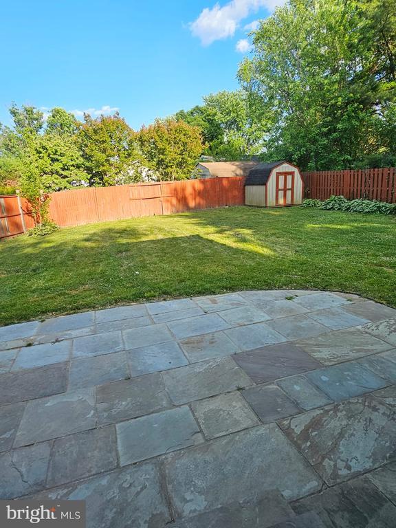 Building Photo - 18717 Flower Hill Way