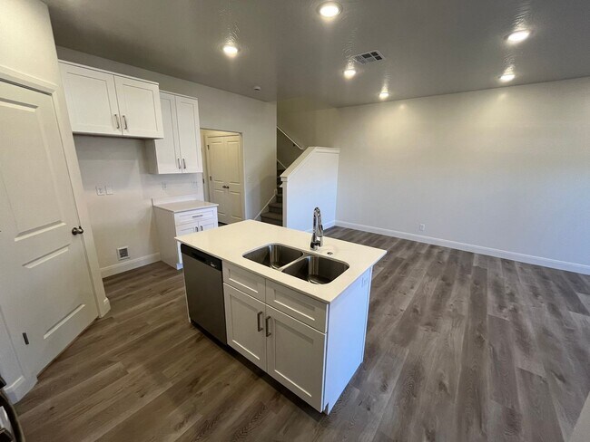 Building Photo - Azalea Beauty!