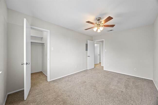 Building Photo - 6904 Rifle Bend