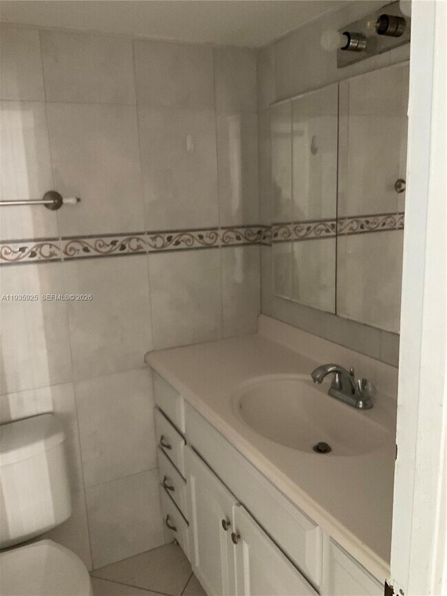 Building Photo - 200 172nd St