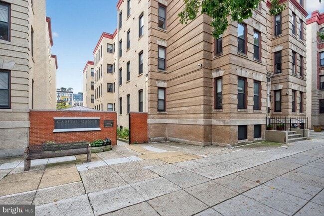 Building Photo - 1440 W St NW