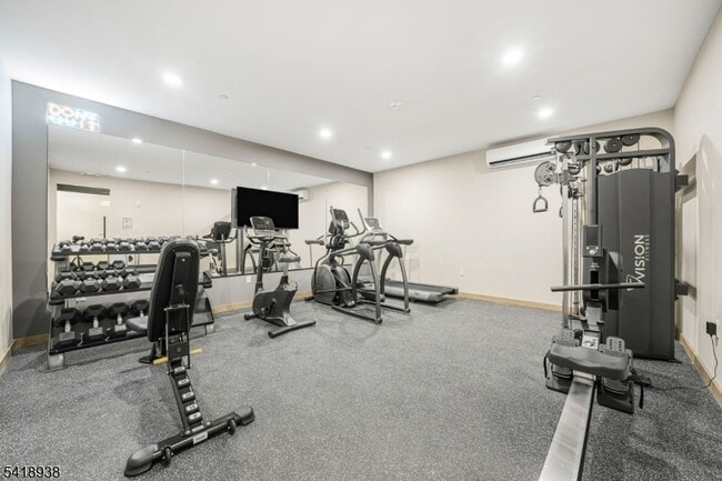 Building Photo - 20 Encampment Court