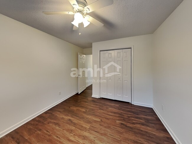 Building Photo - 5705 Wandering Vine Trl SE