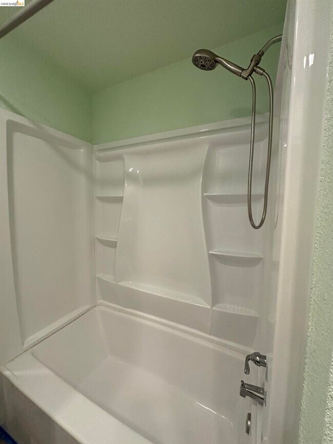 Building Photo - 5250 Riverlake Rd