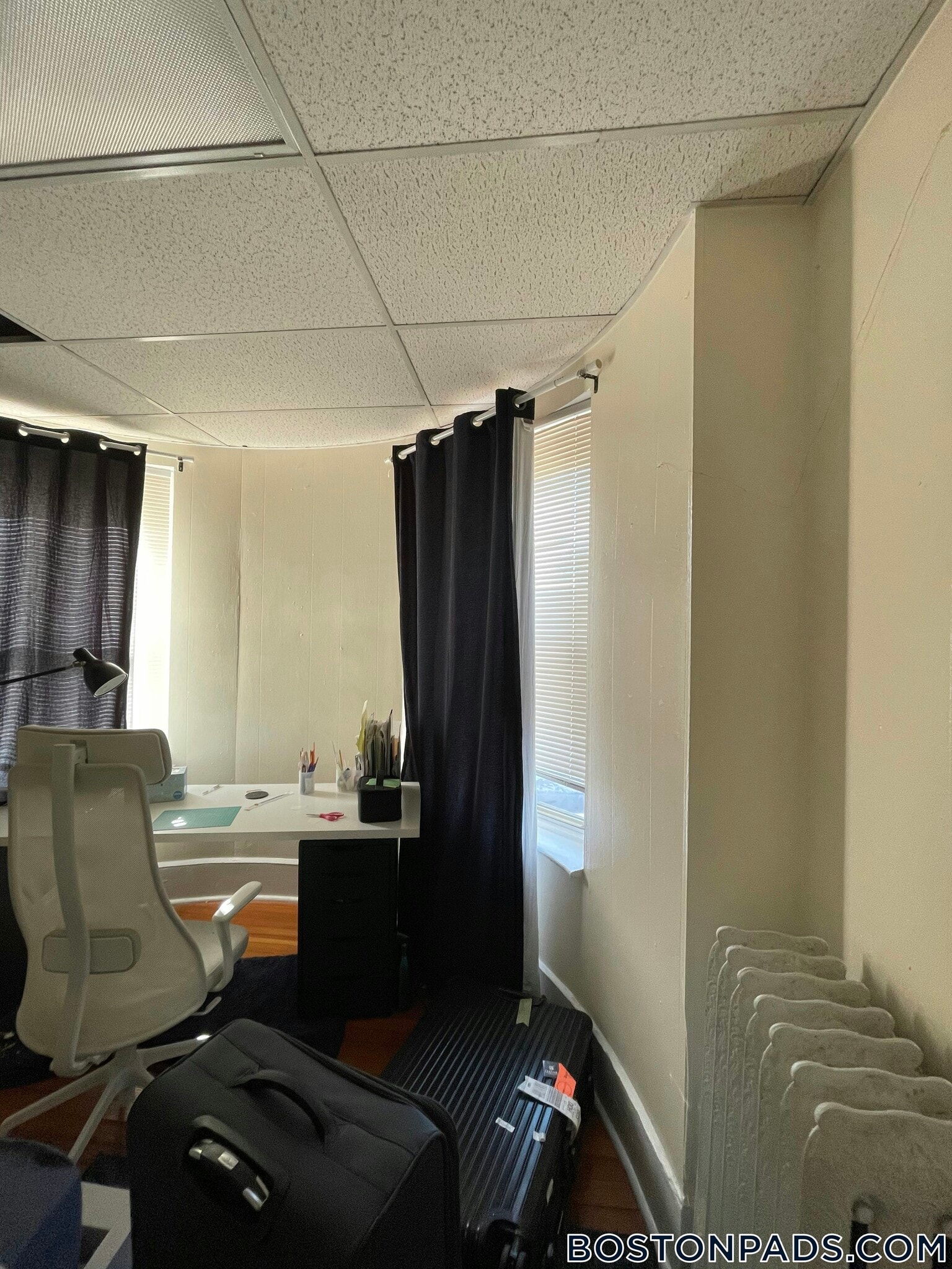 Building Photo - 879 Beacon St