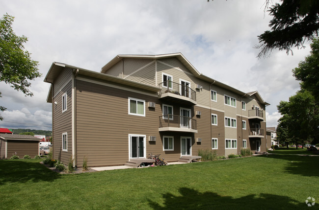 Building Photo - Applewood West and Fairmount Apartments