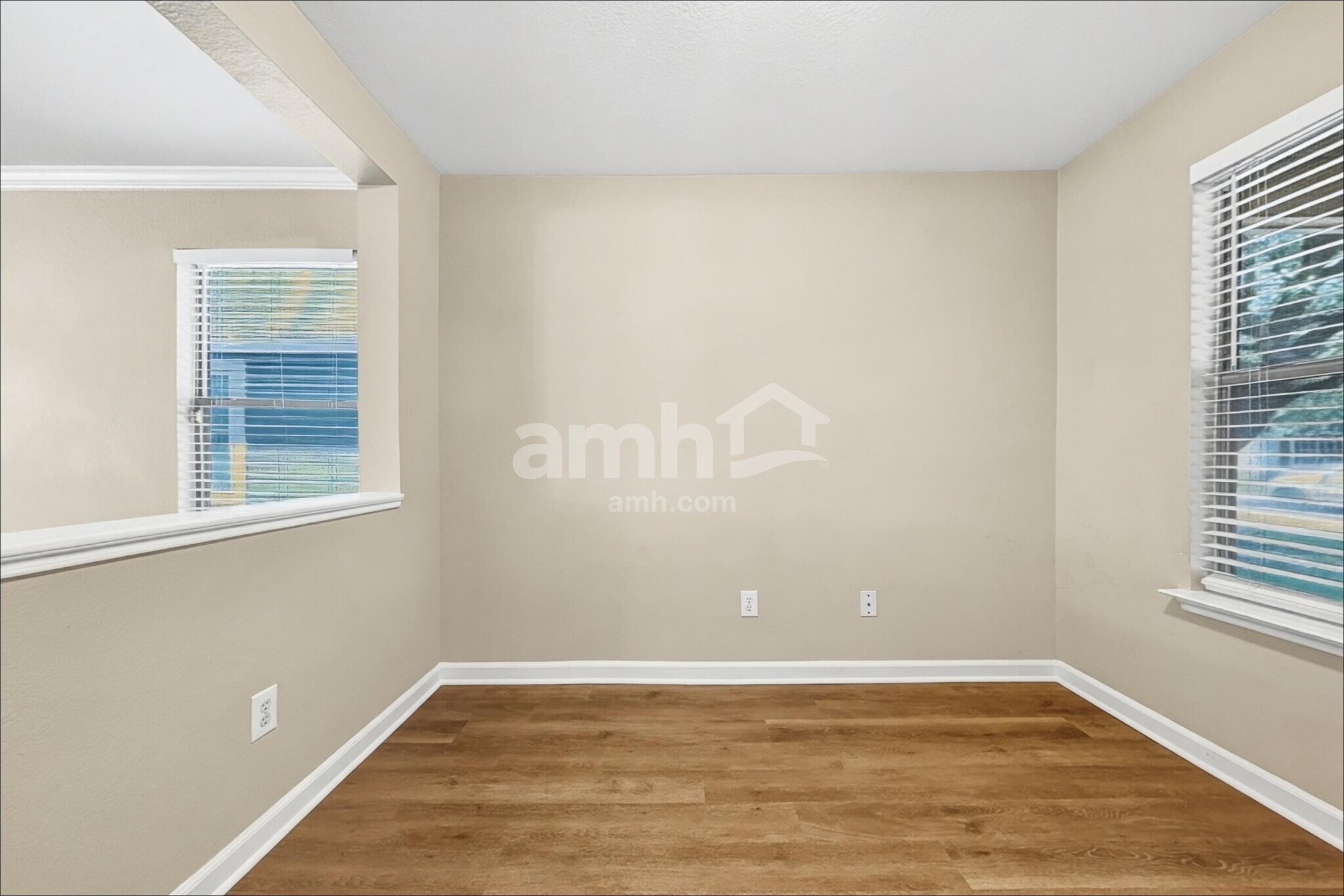 Building Photo - 11411 Seven Sisters Dr