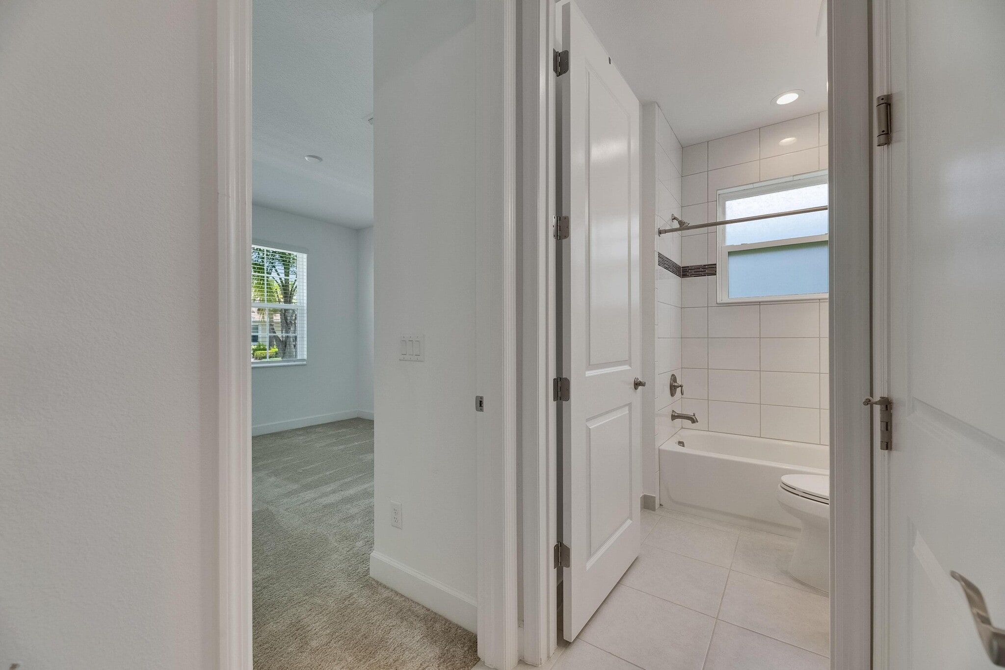 Building Photo - 4915 Sienna Isles Ave