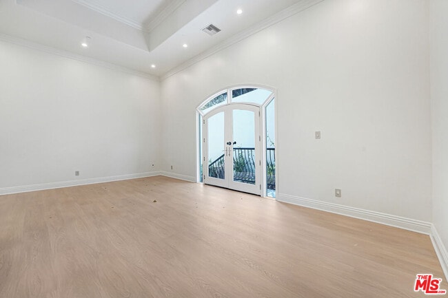 Building Photo - 4156 Sunswept Dr