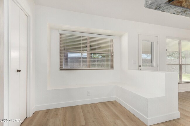 Building Photo - 7139 W McRae Way