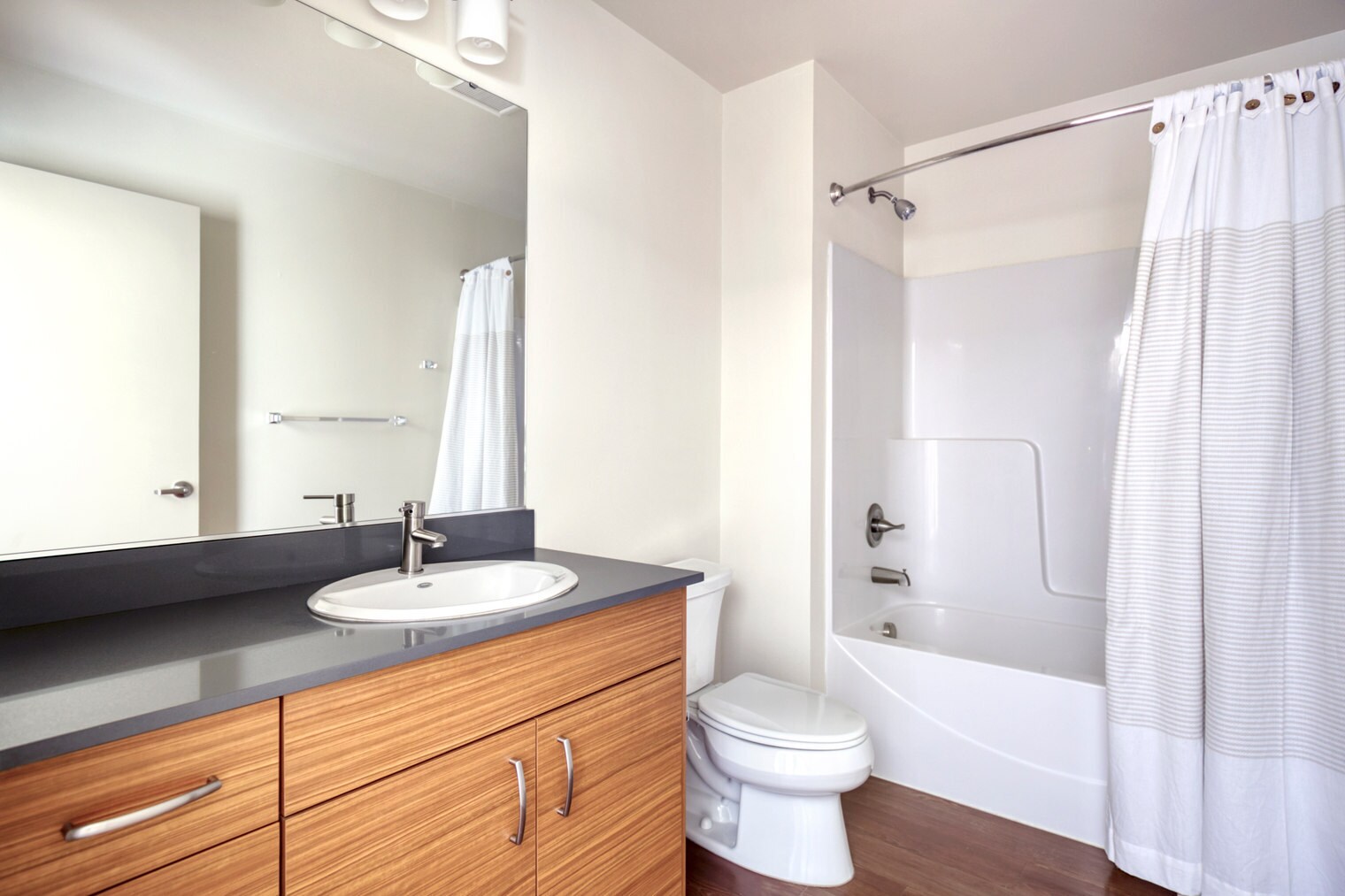 Building Photo - 8300 160th Ave NE