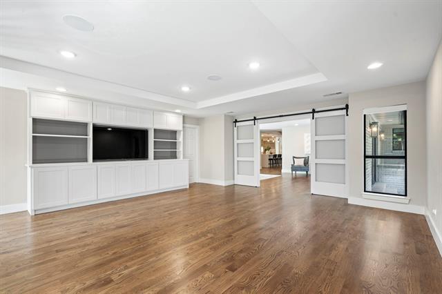 Building Photo - 5948 Melshire Dr