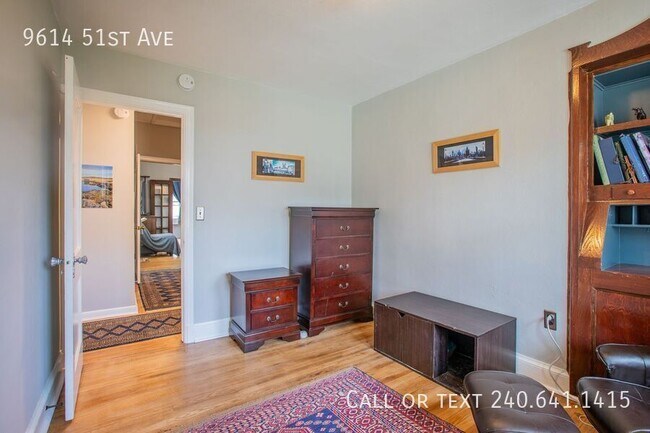 Building Photo - 9614 51st Ave