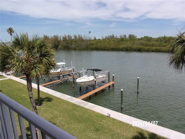 Building Photo - 18325 Gulf Blvd