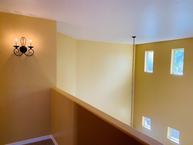 Building Photo - Beautiful Home In Rancho Sahuarita Located...