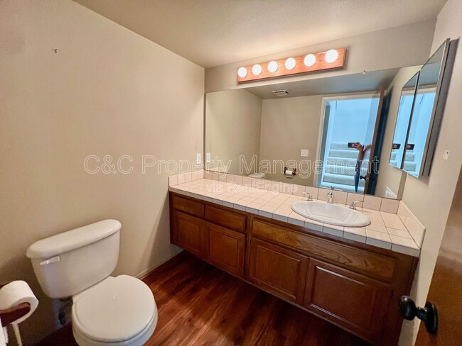 Building Photo - 2890 Huntington Blvd