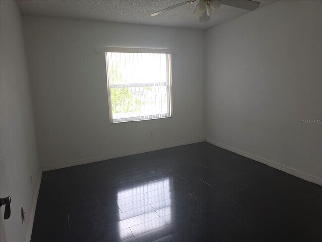 Building Photo - 9831 Barley Club Dr