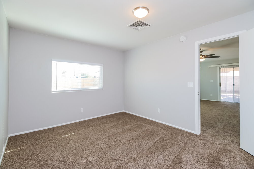 Building Photo - 12323 N 86th Ln