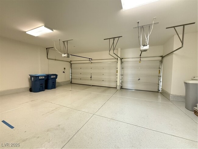 Building Photo - 132 Dunblane St