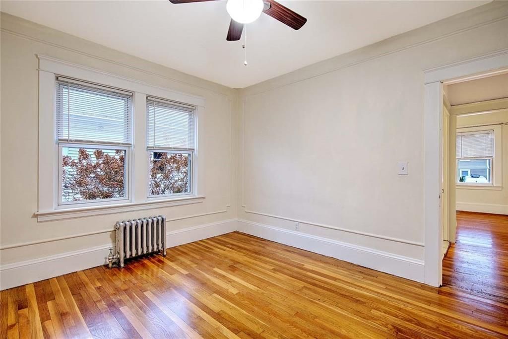 Building Photo - 127 Evergreen St