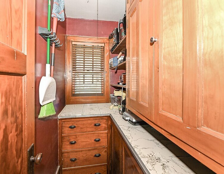 Building Photo - 1515 N 57th St