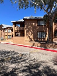 Building Photo - Woodbridge1720