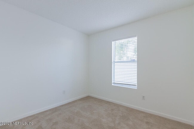 Building Photo - 563 Staffordshire Dr E