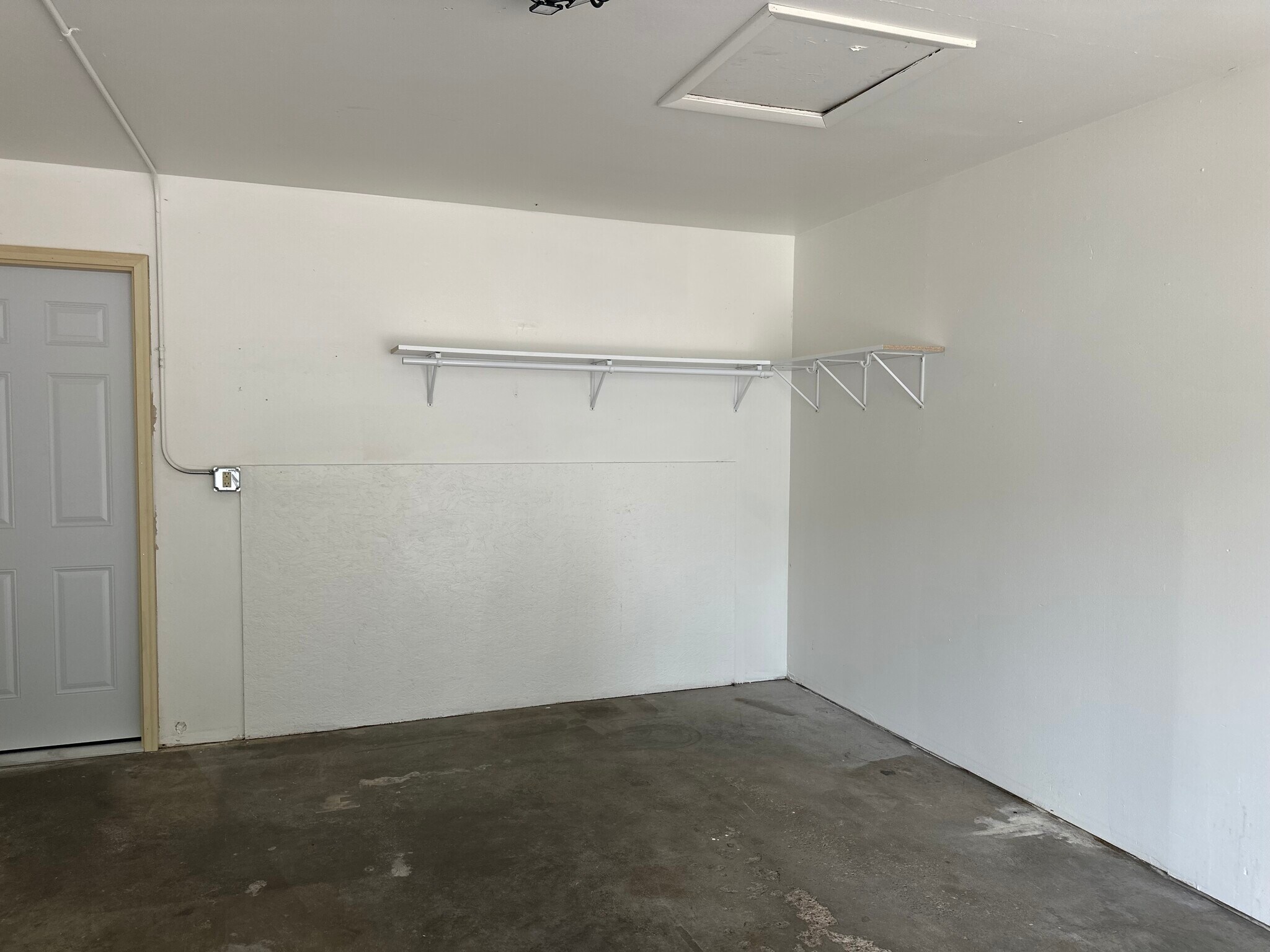 Building Photo - 5705 Moyer Ave