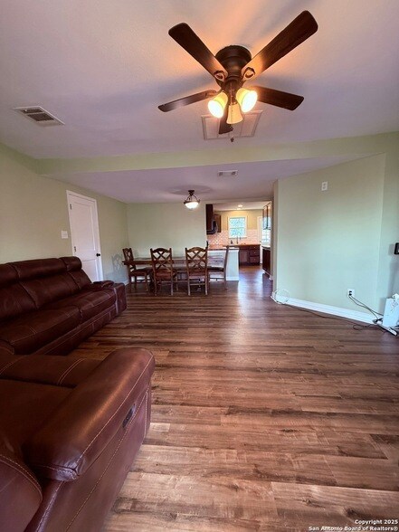 Building Photo - 1310 S 4th St